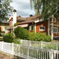 800px-lilla_hyttnas_2012_03-holger-ellgaard-wikipidia