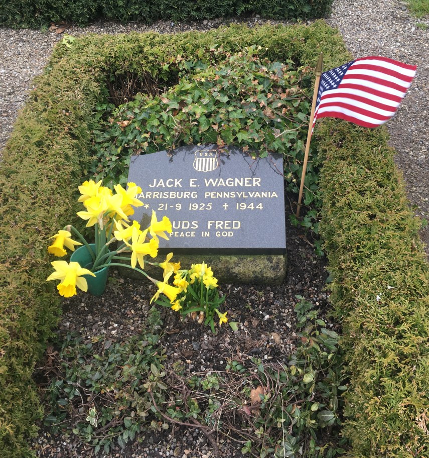 Jack E. Wagner's grave in Marstal Aeroe