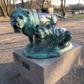 A sculpture of two lions in a Copenhagen&nbsp;park